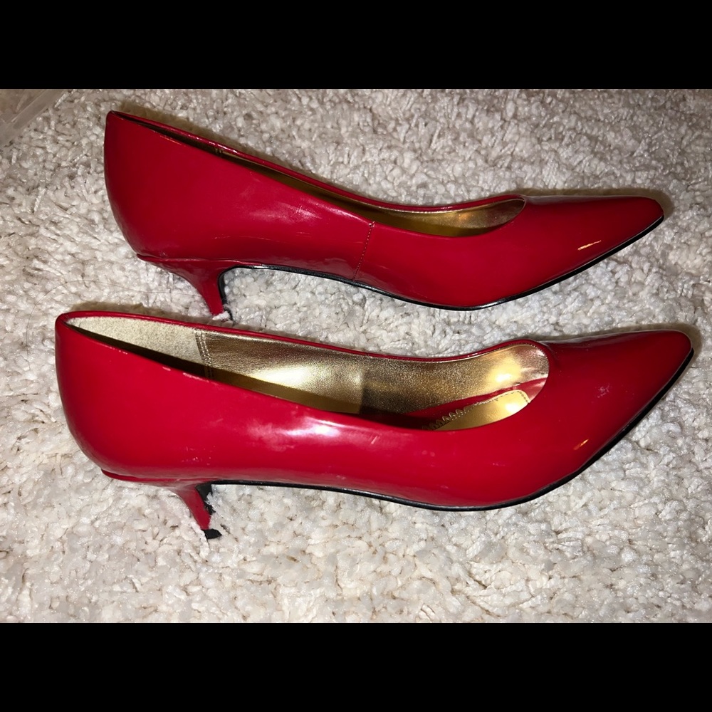 Rampage, like new, red patent leather, size 8 kitten heel